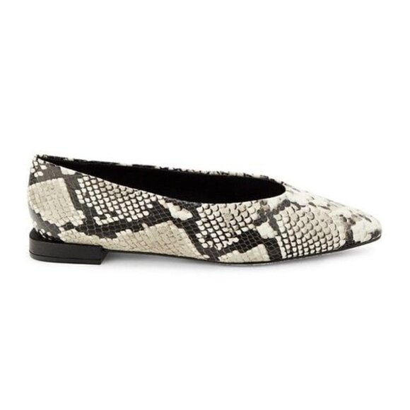 Saks Fifth Avenue Snake Embossed Black/White Leather Ballet Flat Slip size 7.5 - Picture 1 of 10